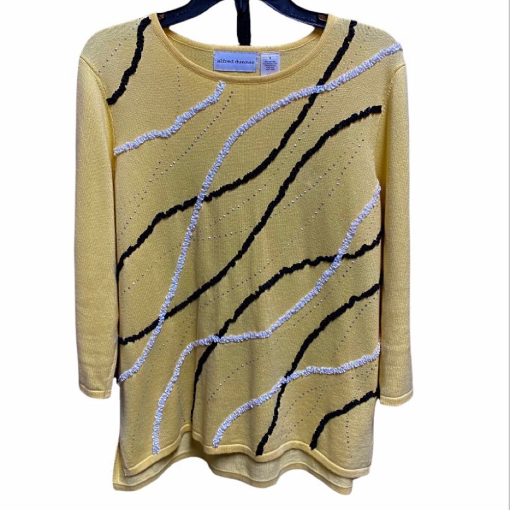 Alfred Dunner Yellow Sparkle Design 3/4 Sleeve Sweater